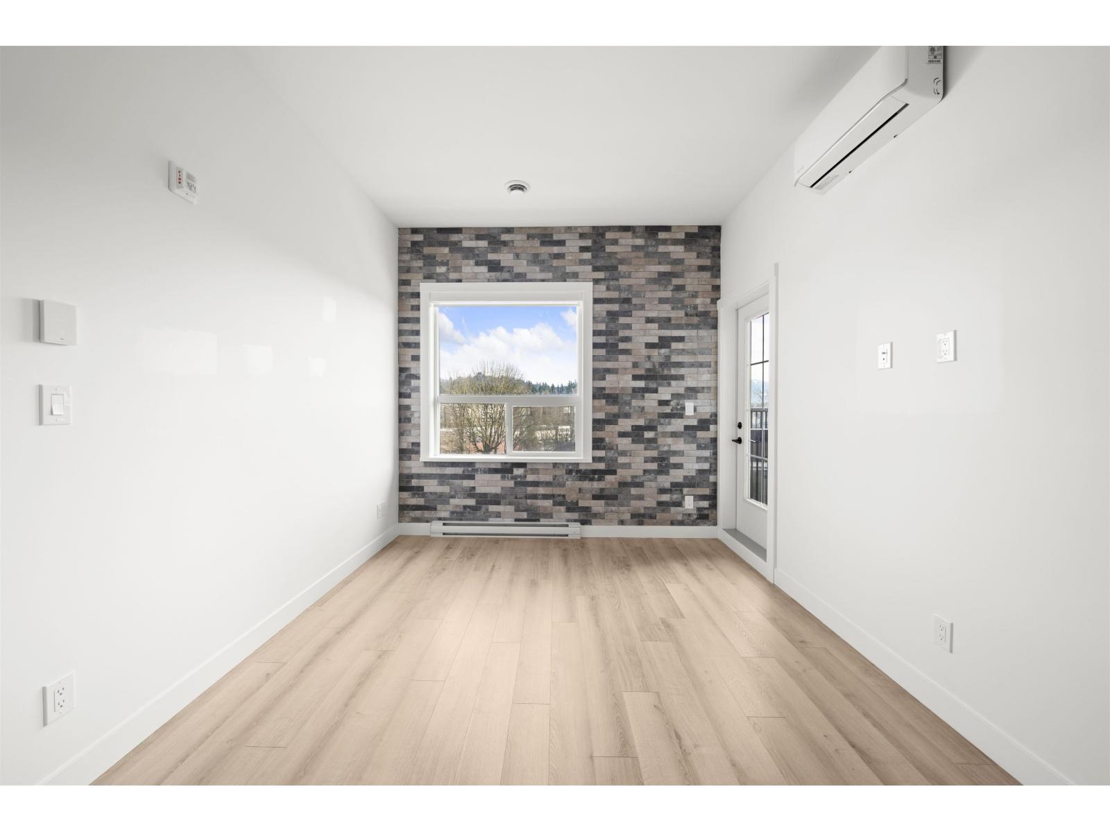 503 2493 Montrose Avenue, Abbotsford, British Columbia  V2S 0L4 - Photo 2 - R3079048