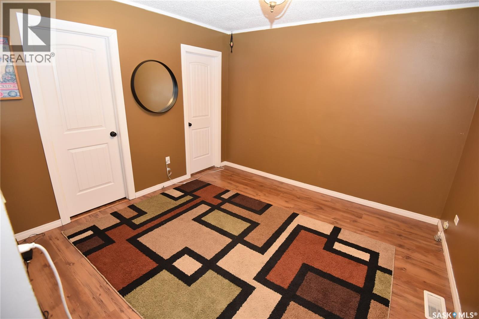 306 3rd Avenue W, Nipawin, Saskatchewan  S0E 1E0 - Photo 16 - SK026743