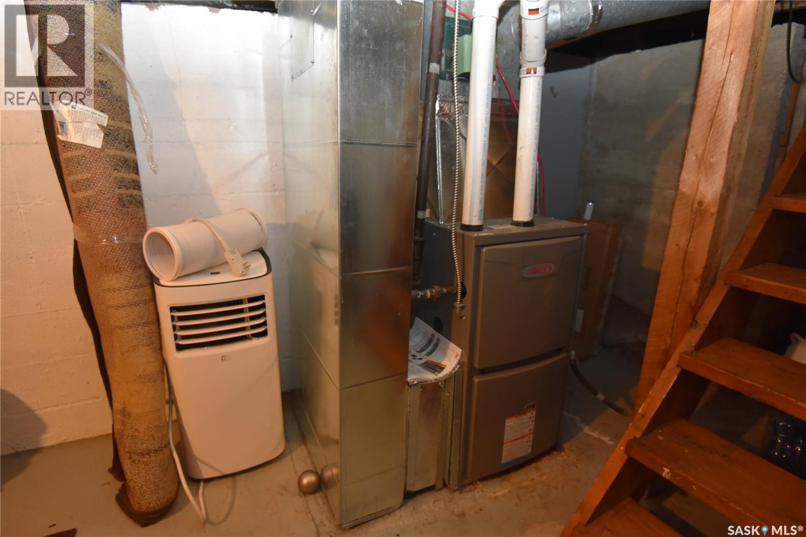 306 3rd Avenue W, Nipawin, Saskatchewan  S0E 1E0 - Photo 20 - SK026743