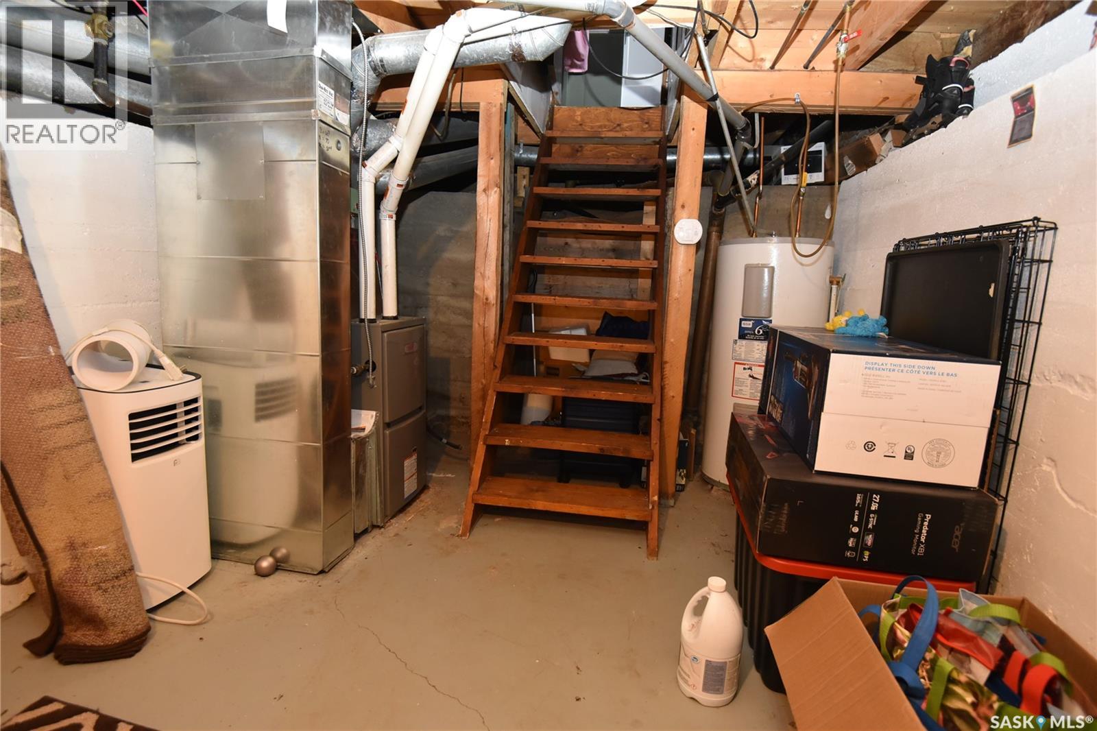 306 3rd Avenue W, Nipawin, Saskatchewan  S0E 1E0 - Photo 23 - SK026743