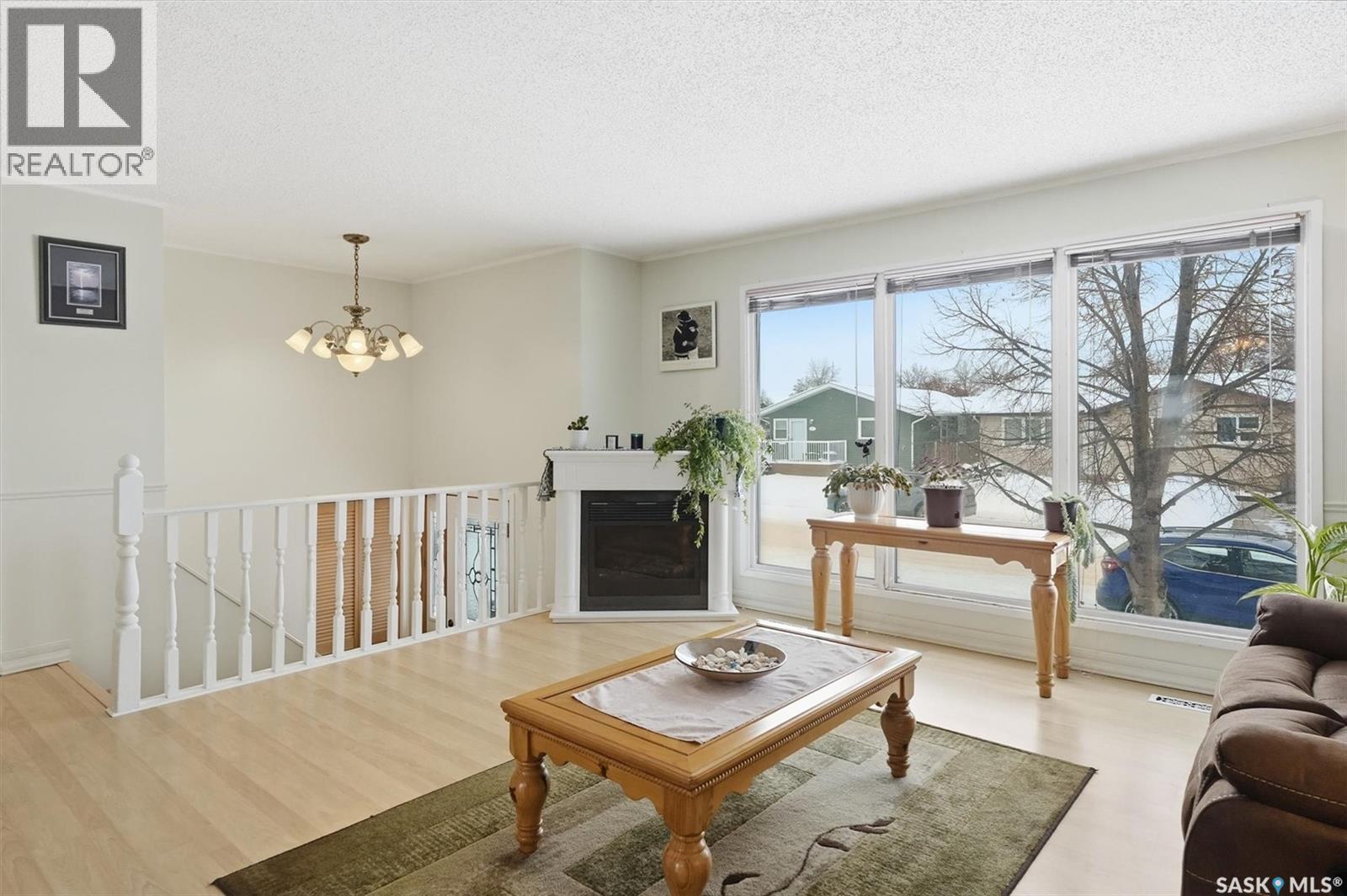 434 Langevin Crescent, Saskatoon, Saskatchewan  S7L 5R6 - Photo 2 - SK026724