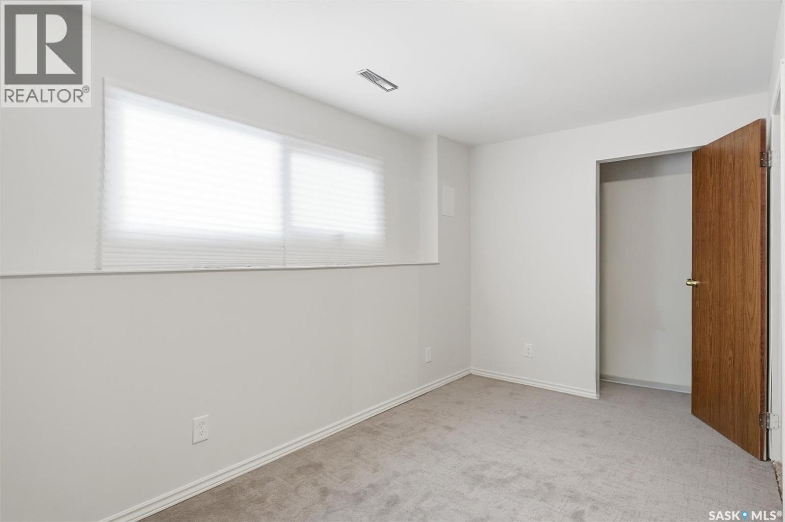 434 Langevin Crescent, Saskatoon, Saskatchewan  S7L 5R6 - Photo 24 - SK026724