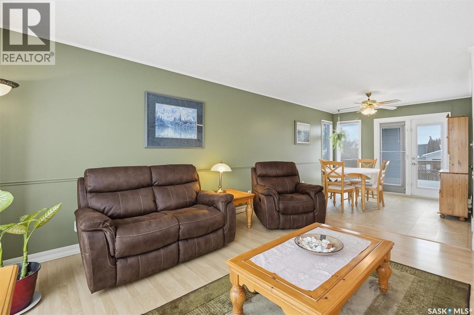 434 Langevin Crescent, Saskatoon, Saskatchewan  S7L 5R6 - Photo 5 - SK026724