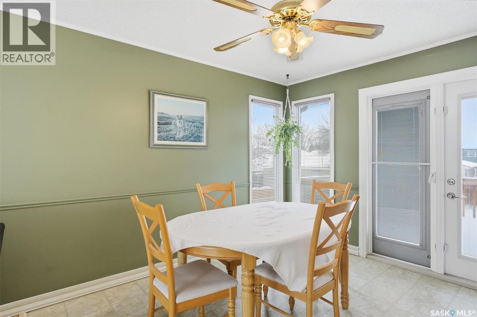 434 Langevin Crescent, Saskatoon, Saskatchewan  S7L 5R6 - Photo 6 - SK026724