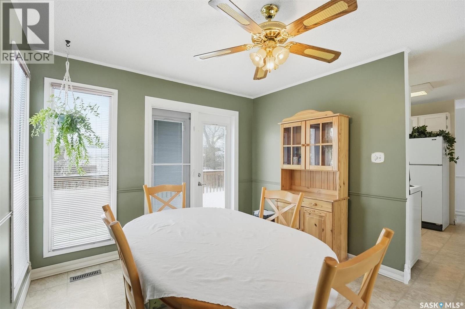 434 Langevin Crescent, Saskatoon, Saskatchewan  S7L 5R6 - Photo 7 - SK026724