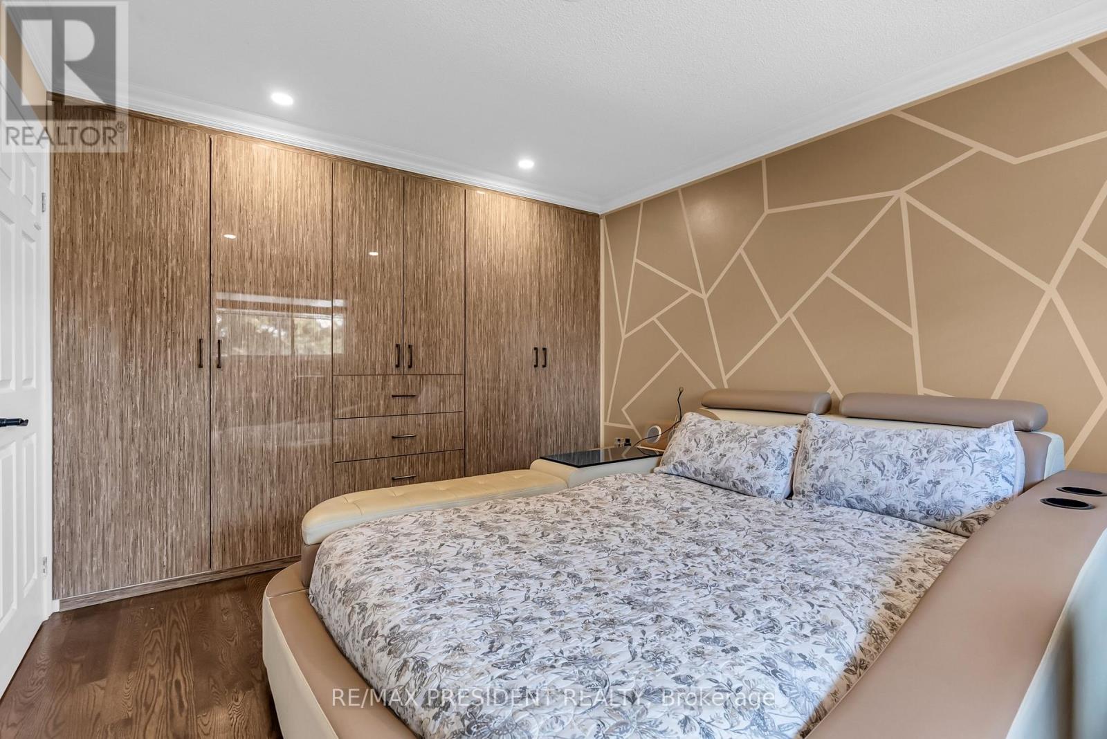 6200 Osprey Boulevard, Mississauga, Ontario  L5N 5W4 - Photo 34 - W12692404