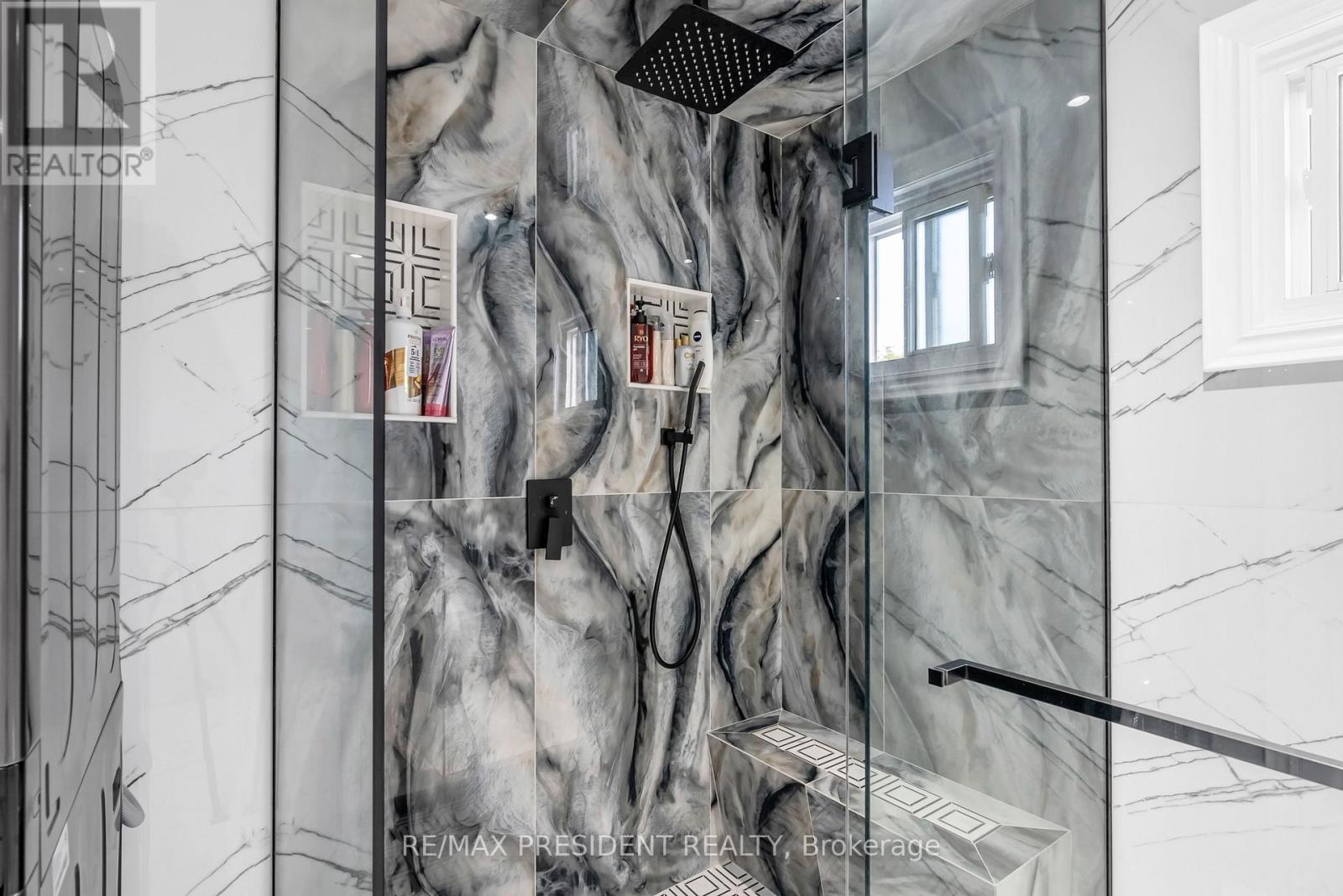 6200 Osprey Boulevard, Mississauga, Ontario  L5N 5W4 - Photo 39 - W12692404