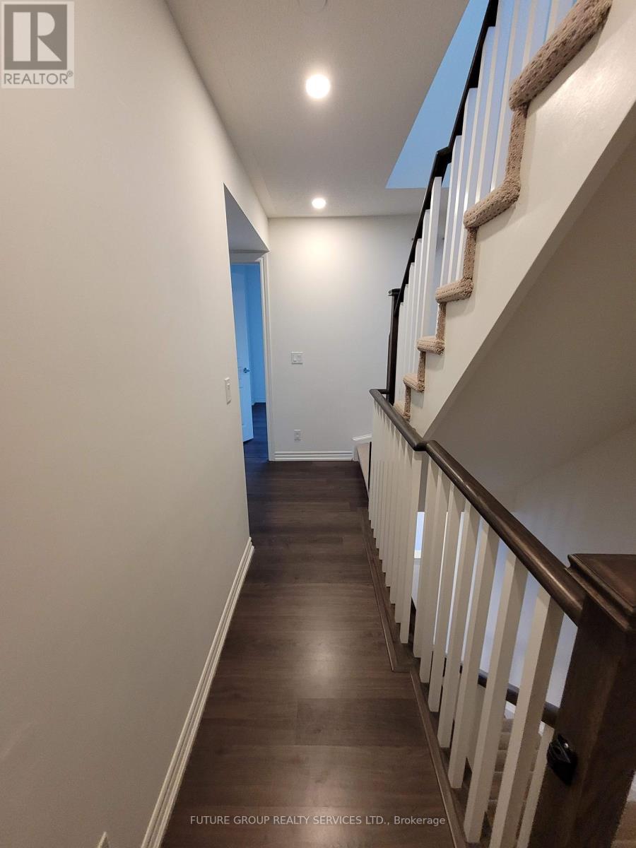 20 - 70 Eastwood Park Gardens, Toronto, Ontario  M8W 0B2 - Photo 14 - W12692432