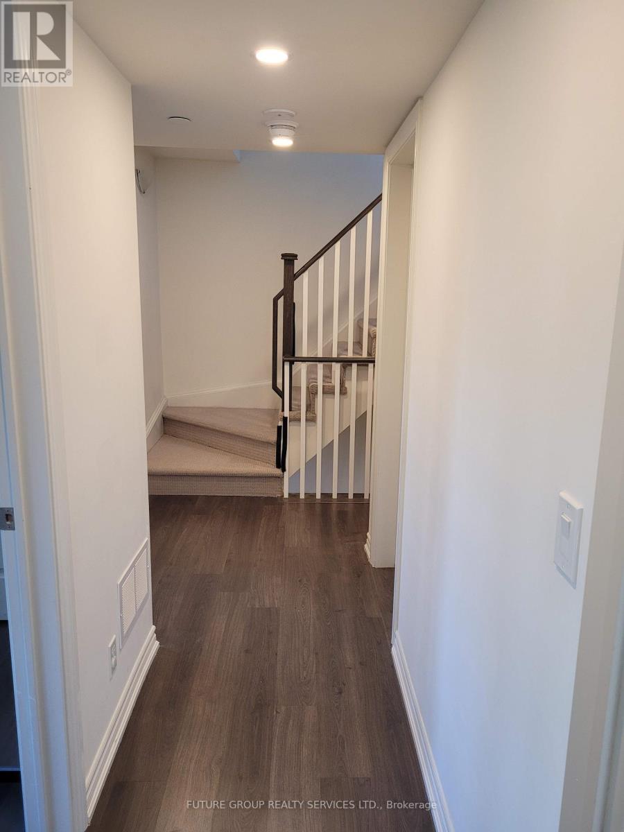 20 - 70 Eastwood Park Gardens, Toronto, Ontario  M8W 0B2 - Photo 18 - W12692432