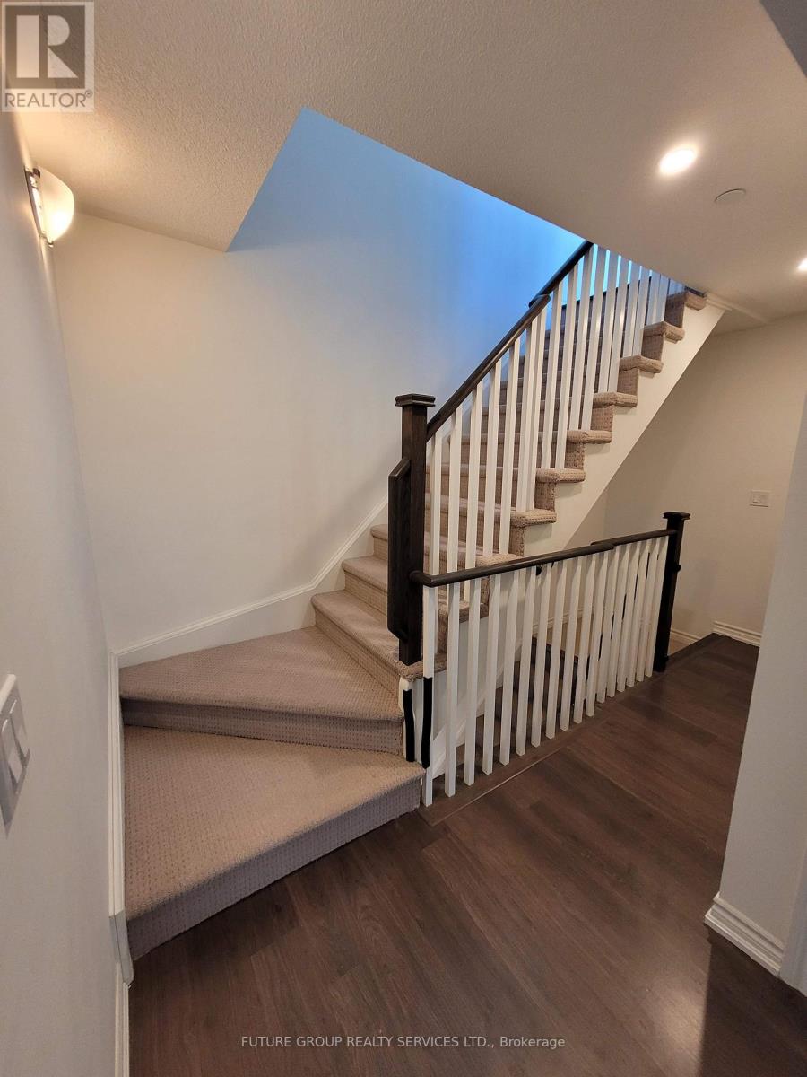 20 - 70 Eastwood Park Gardens, Toronto, Ontario  M8W 0B2 - Photo 32 - W12692432