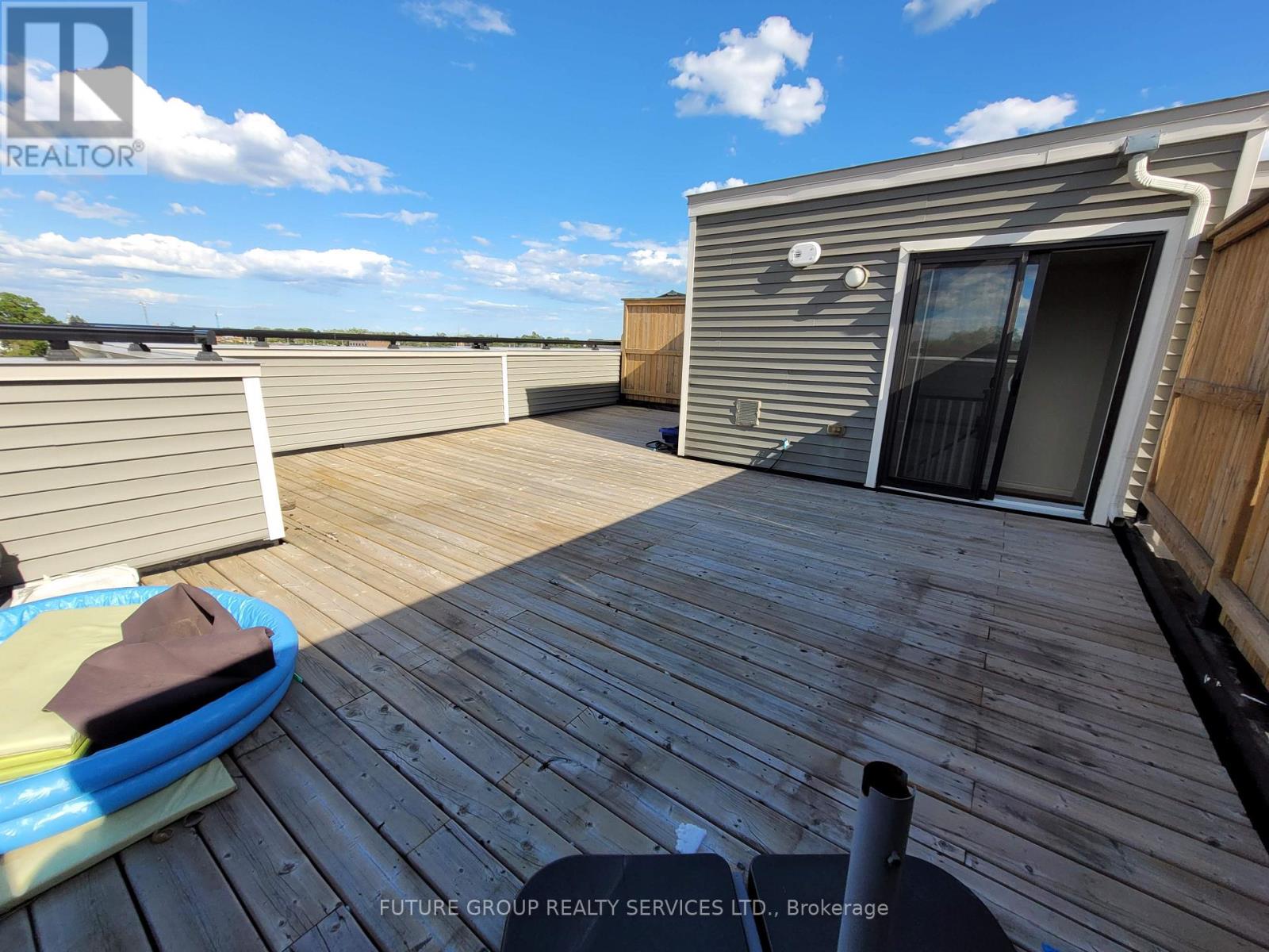 20 - 70 Eastwood Park Gardens, Toronto, Ontario  M8W 0B2 - Photo 41 - W12692432