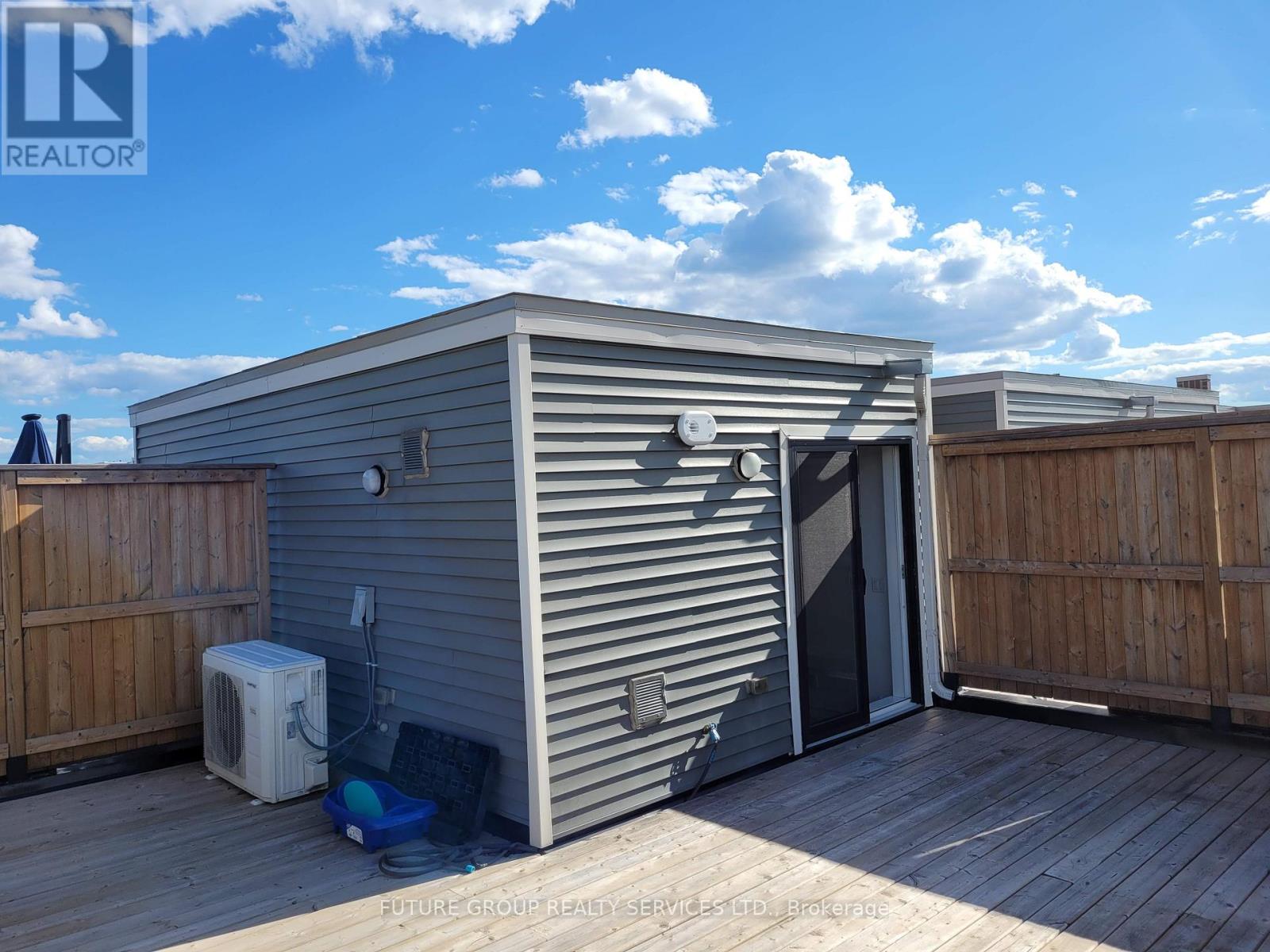 20 - 70 Eastwood Park Gardens, Toronto, Ontario  M8W 0B2 - Photo 43 - W12692432