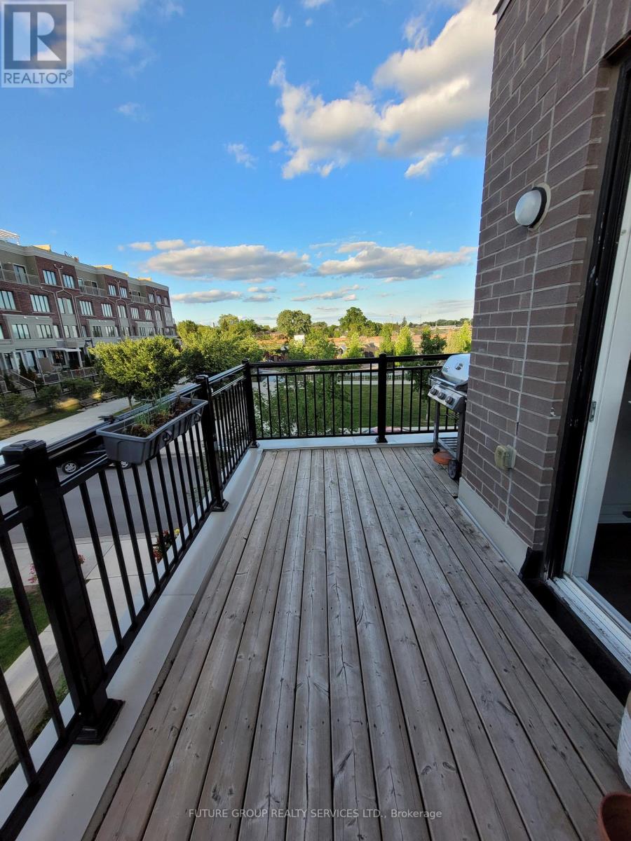 20 - 70 Eastwood Park Gardens, Toronto, Ontario  M8W 0B2 - Photo 9 - W12692432