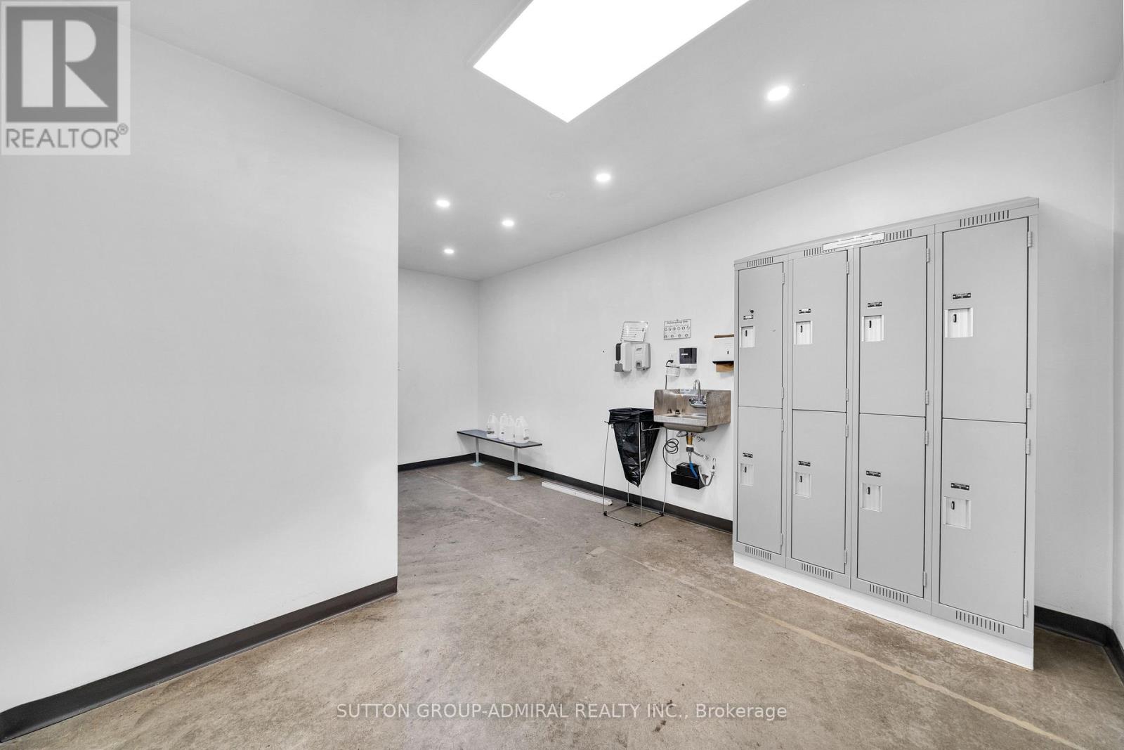 3 - 70 Vanley Crescent, Toronto, Ontario  M3J 2B8 - Photo 7 - W12692440