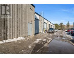 3 - 70 VANLEY CRESCENT, Toronto, Ontario