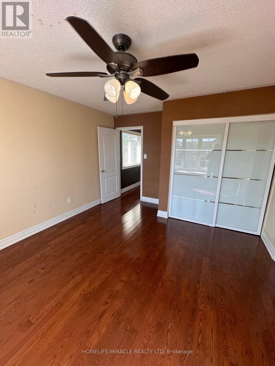 20 Latania Boulevard, Brampton, Ontario  L6P 1S9 - Photo 13 - W12692456