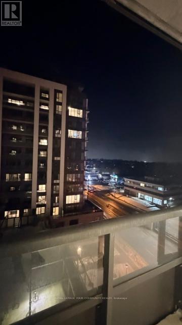 907 - 693 Davis Drive, Newmarket, Ontario  L3Y 2R2 - Photo 2 - N12647078