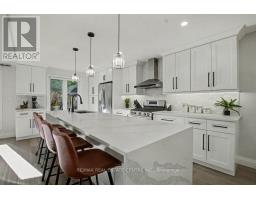 166 WESTVALE DRIVE, Waterloo, Ontario