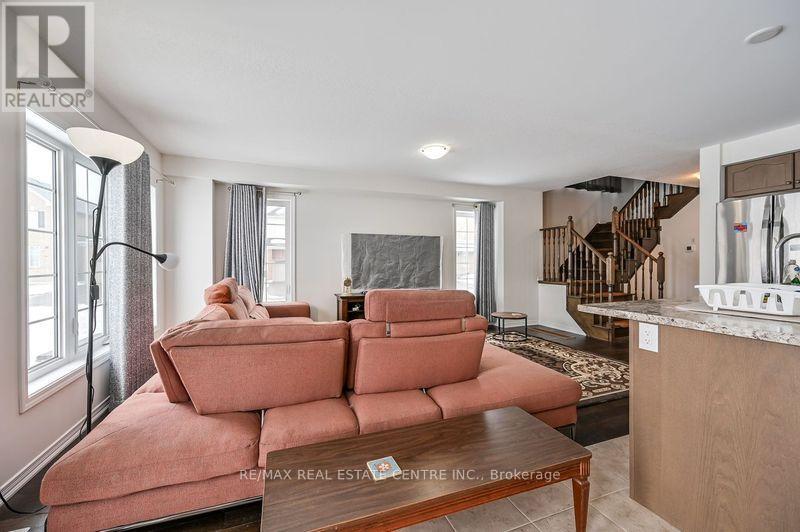 31 Armes Street, Hamilton, Ontario  L0R 1C0 - Photo 10 - X12692388