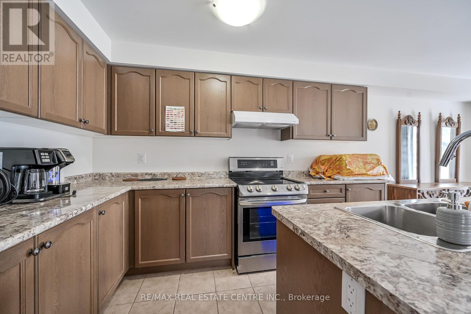 31 Armes Street, Hamilton, Ontario  L0R 1C0 - Photo 13 - X12692388