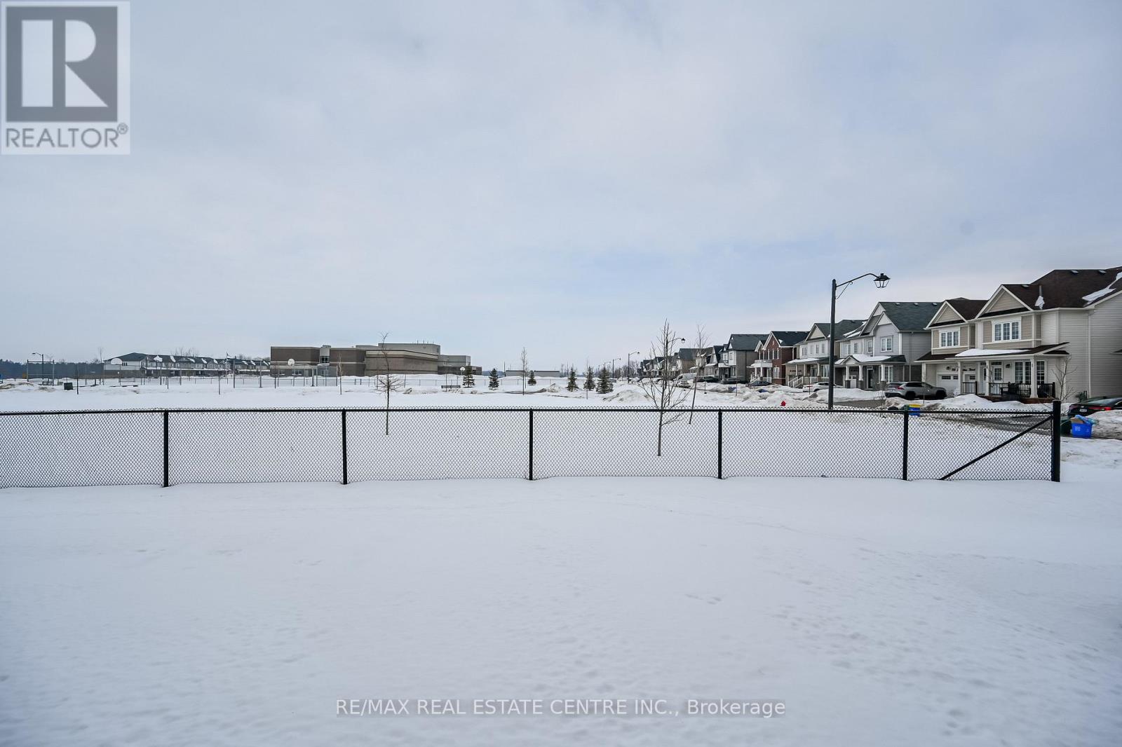 31 Armes Street, Hamilton, Ontario  L0R 1C0 - Photo 35 - X12692388