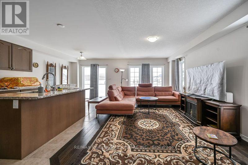 31 Armes Street, Hamilton, Ontario  L0R 1C0 - Photo 5 - X12692388