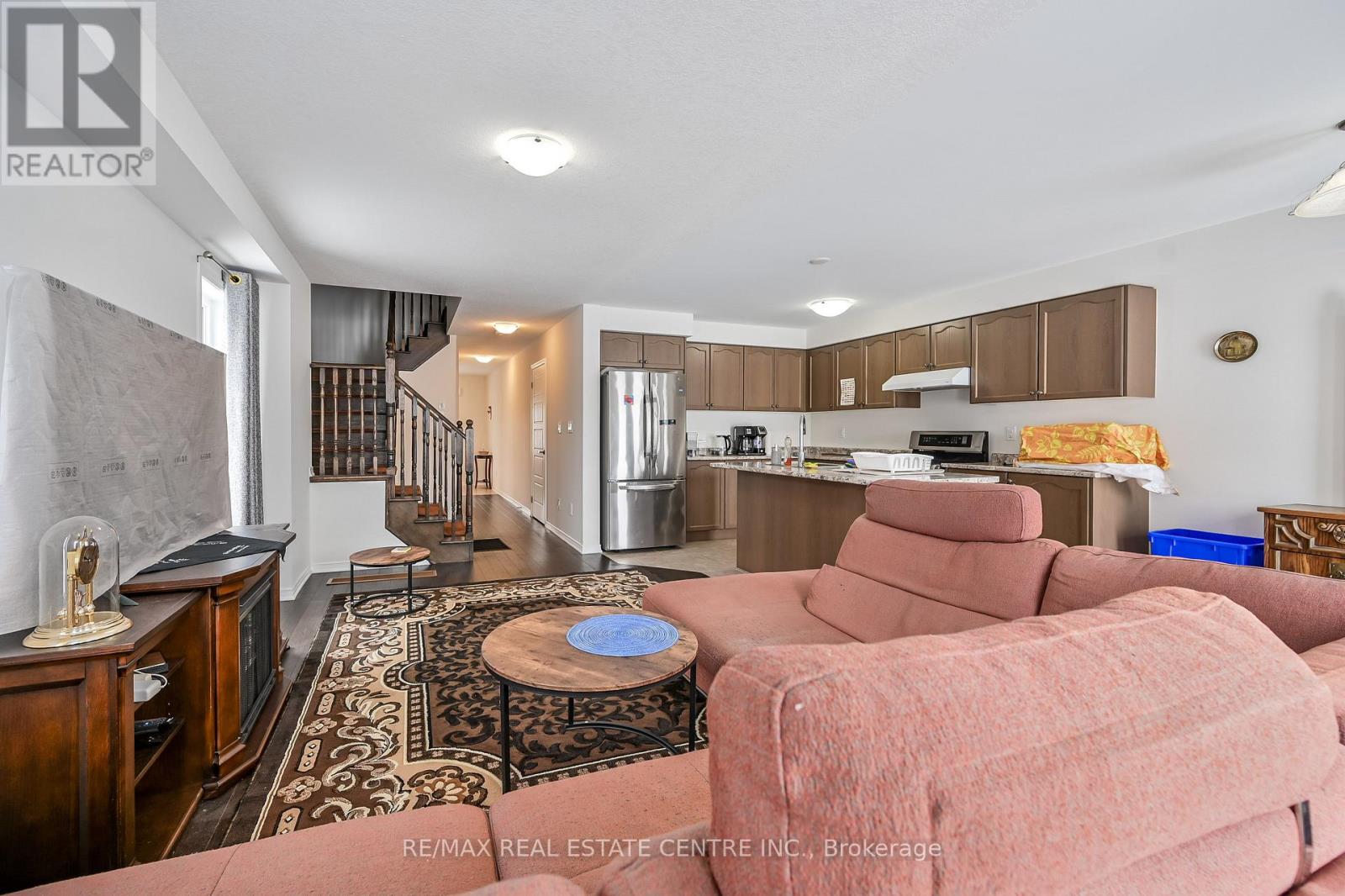 31 Armes Street, Hamilton, Ontario  L0R 1C0 - Photo 8 - X12692388