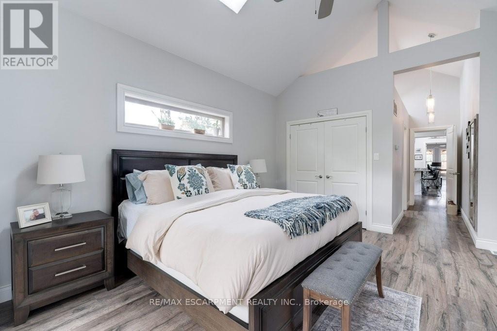 7 Homewood Avenue, Hamilton, Ontario  L8P 2M1 - Photo 26 - X12692416