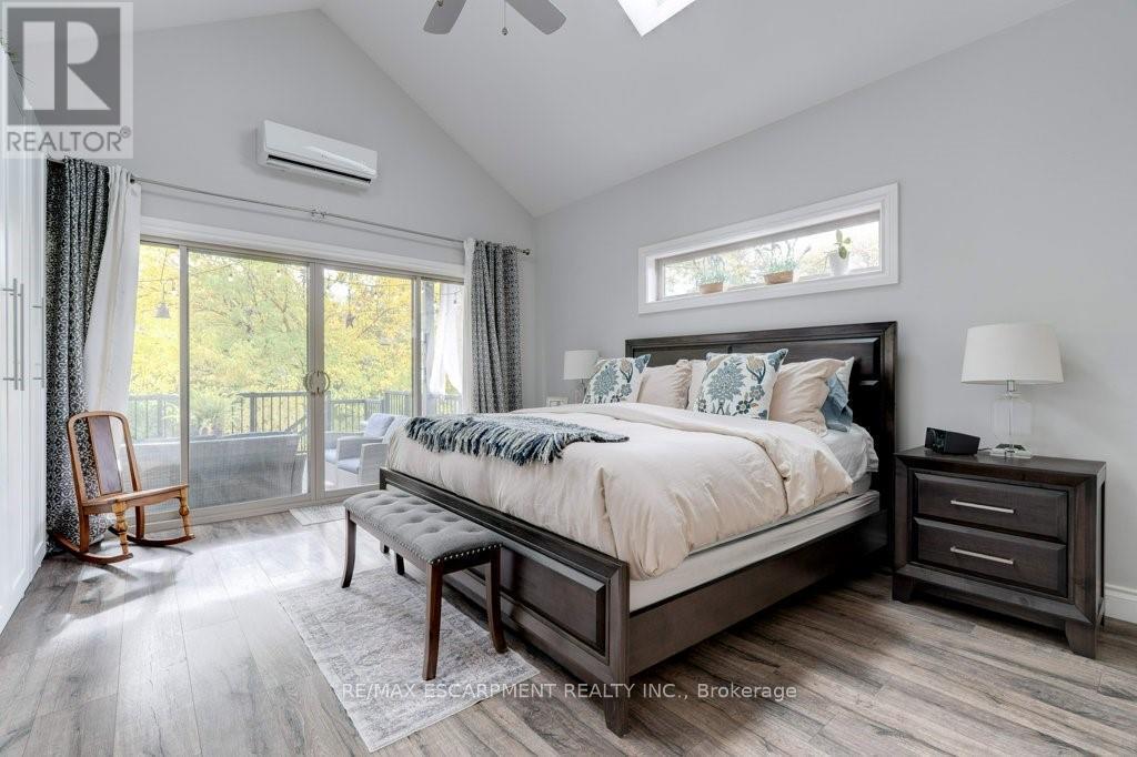 7 Homewood Avenue, Hamilton, Ontario  L8P 2M1 - Photo 27 - X12692416