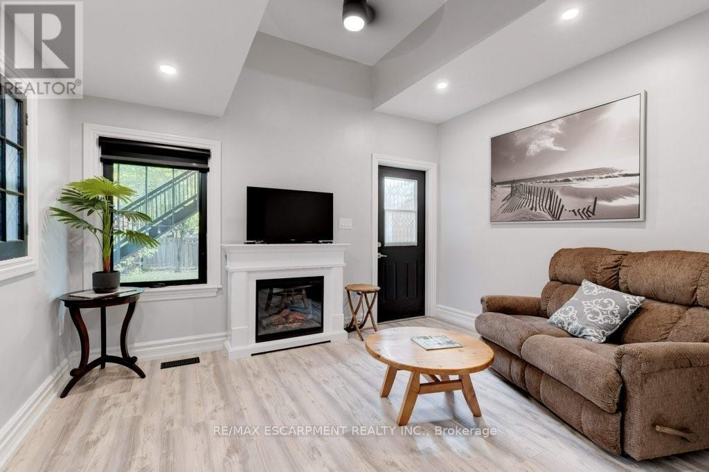 7 Homewood Avenue, Hamilton, Ontario  L8P 2M1 - Photo 39 - X12692416