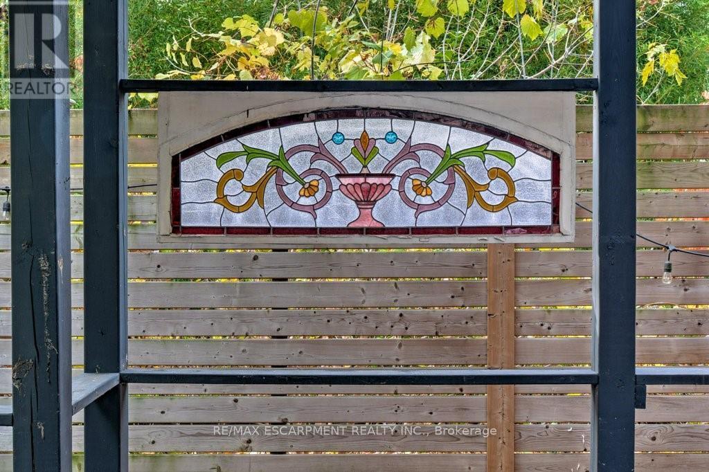 7 Homewood Avenue, Hamilton, Ontario  L8P 2M1 - Photo 49 - X12692416