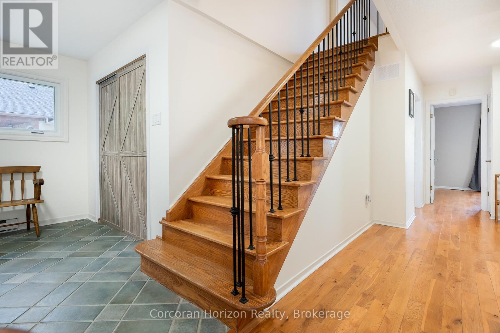 77 Mcarthur Drive, Penetanguishene, Ontario  L9M 1X3 - Photo 26 - S12692640