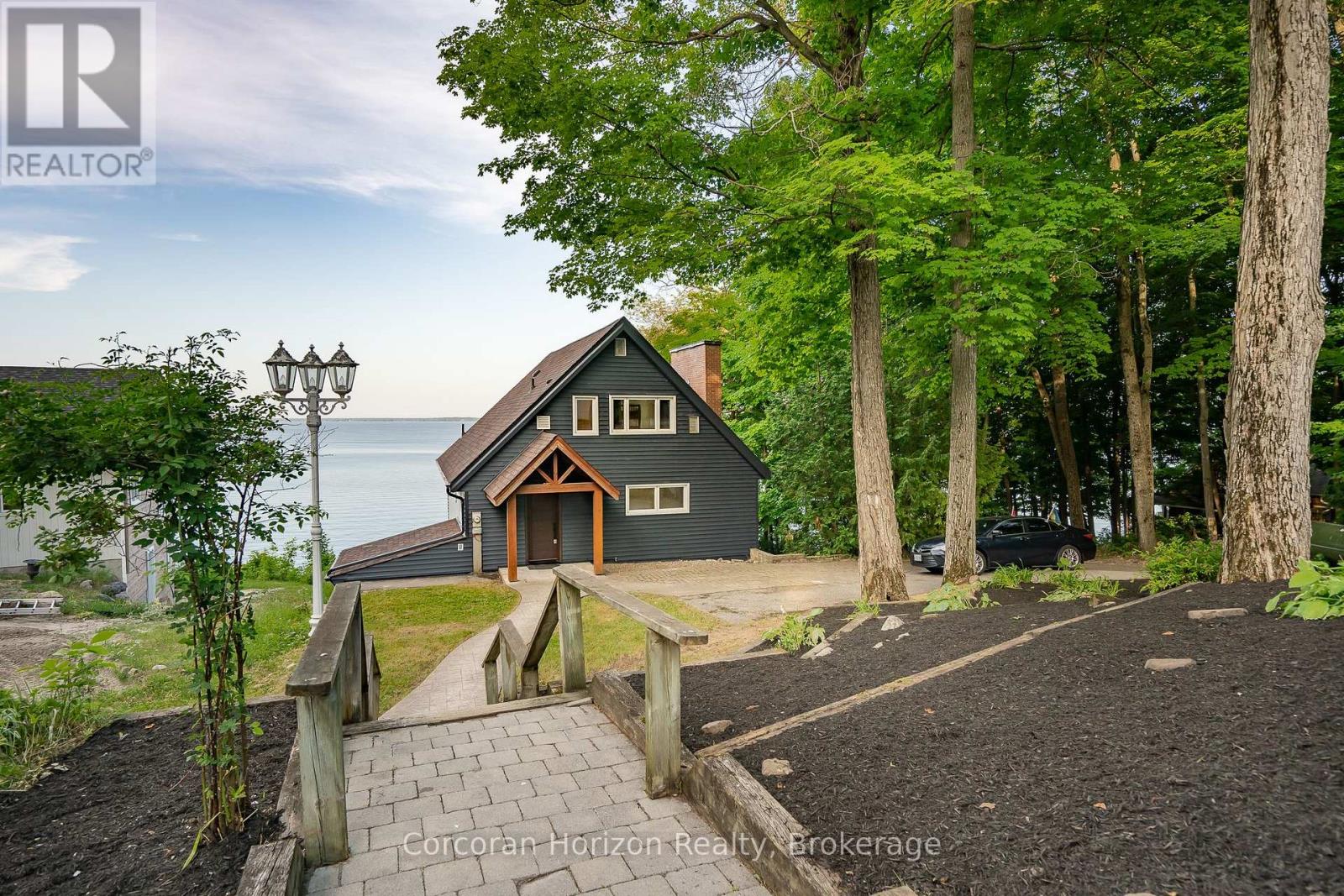 77 Mcarthur Drive, Penetanguishene, Ontario  L9M 1X3 - Photo 9 - S12692640