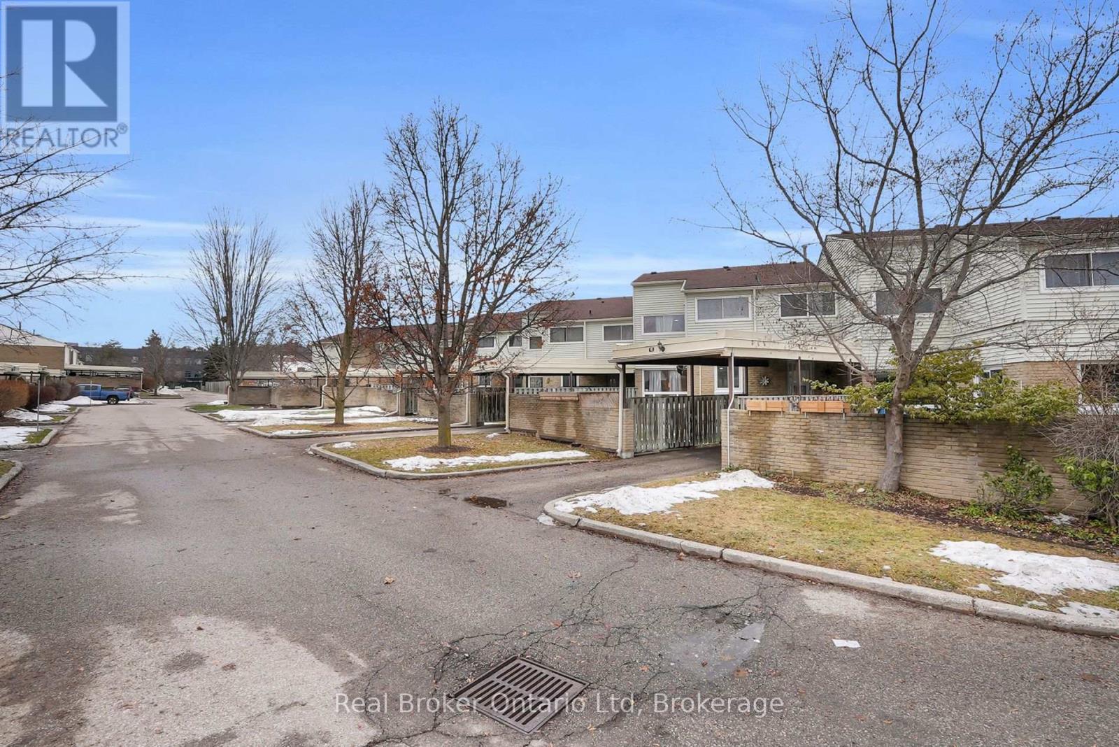 15 - 415 Morgan Avenue, Kitchener, Ontario  N2A 2V6 - Photo 5 - X12692568