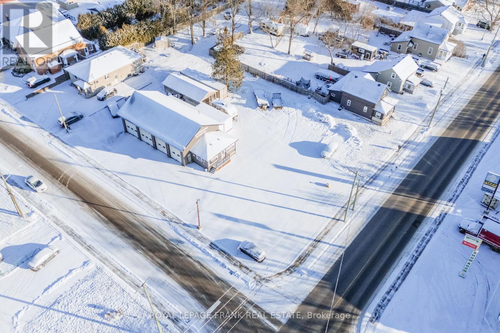 118 Queen Street N, Kawartha Lakes, Ontario  K9V 1G9 - Photo 11 - X12692544