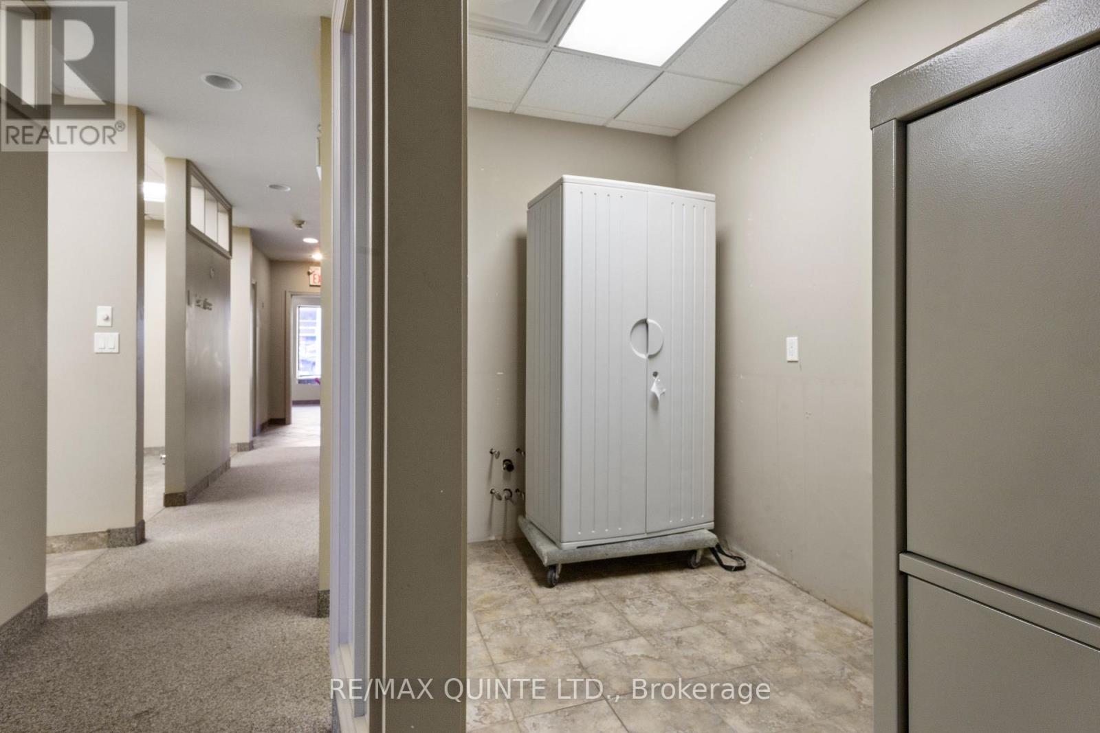 66 Dundas Street E, Belleville, Ontario  K8N 1C1 - Photo 38 - X12692638