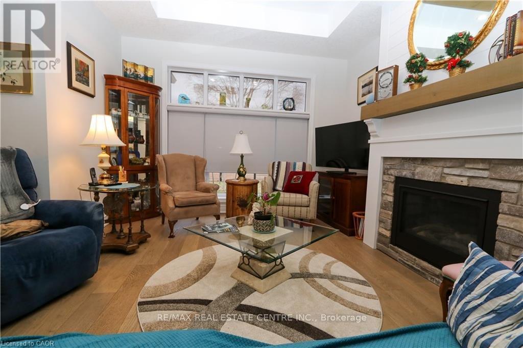 87a Abigail Avenue, Brantford, Ontario  N3R 4S4 - Photo 16 - X12692548