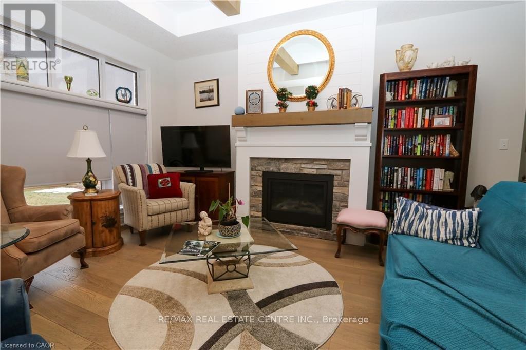 87a Abigail Avenue, Brantford, Ontario  N3R 4S4 - Photo 17 - X12692548