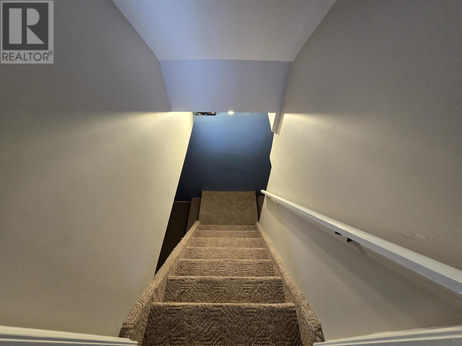 215 Hillside Dr S, Elliot Lake, Ontario  P5A 1N5 - Photo 20 - SM260093