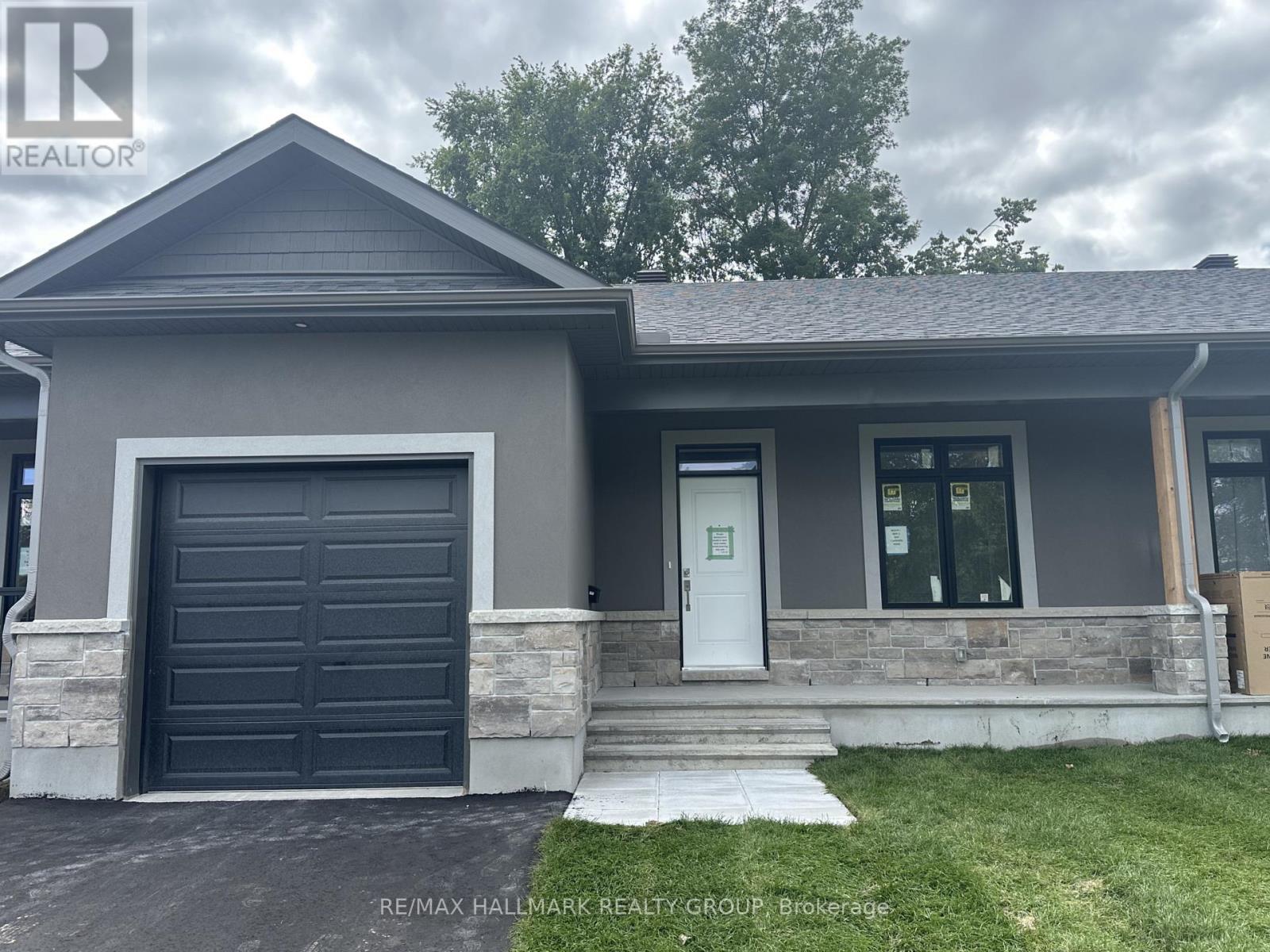 1539 Flanders Road, Brockville, Ontario  K6V 0A3 - Photo 1 - X12692482