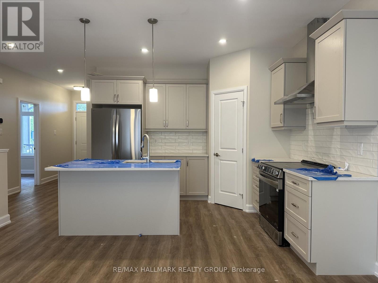 1539 Flanders Road, Brockville, Ontario  K6V 0A3 - Photo 4 - X12692482