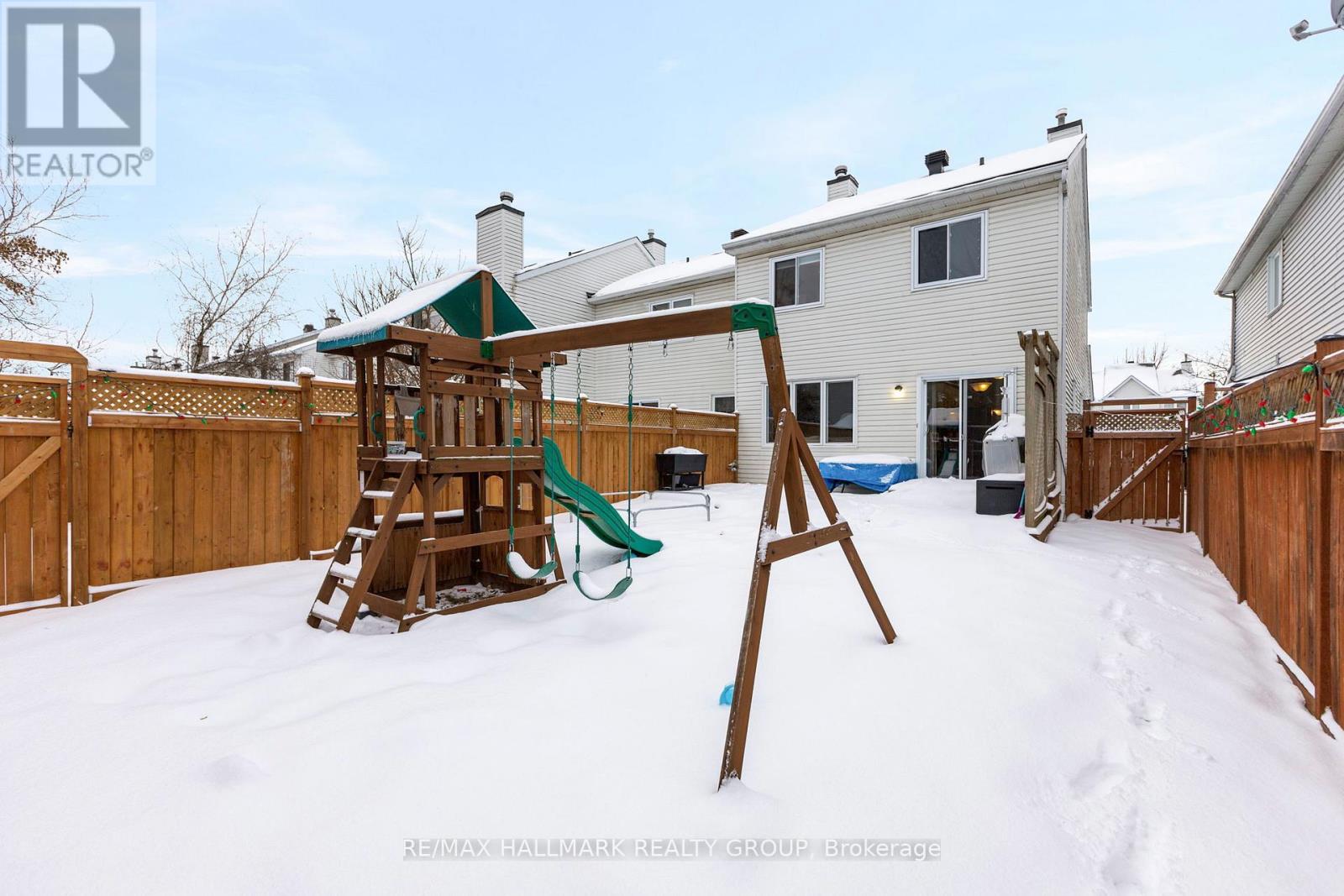 37 Roblyn Way, Ottawa, Ontario  K2G 5Z5 - Photo 31 - X12692498