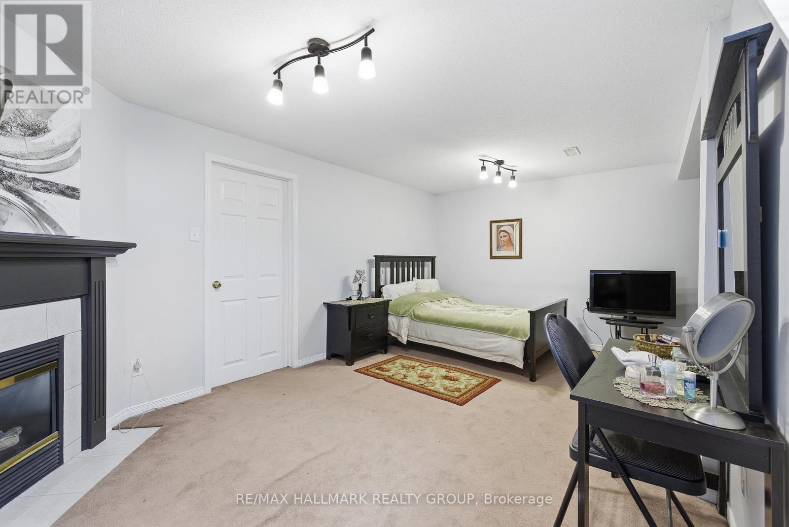 142 Inverkip Avenue, Ottawa, Ontario  K1T 4C3 - Photo 42 - X12692674