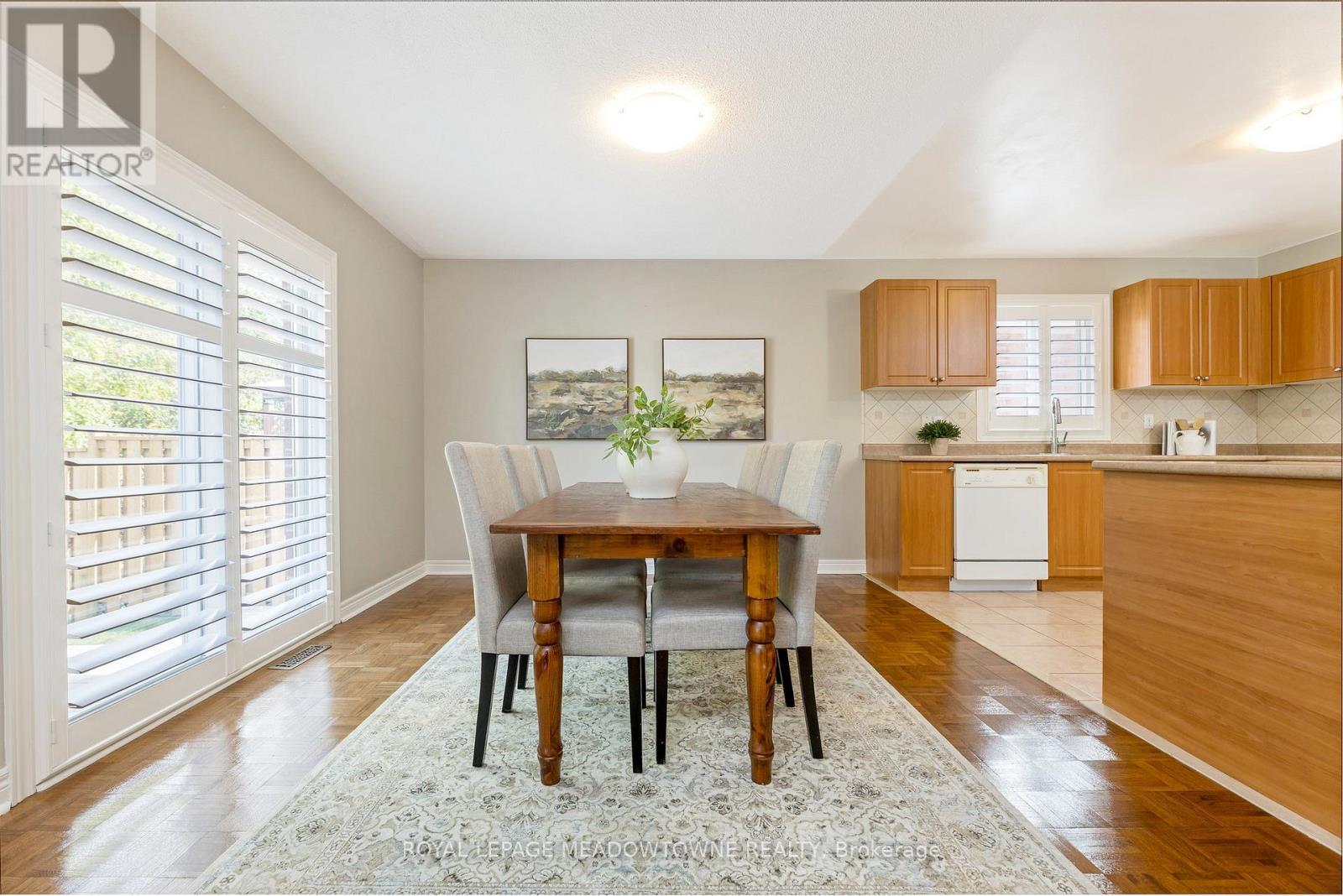 331 Centennial Forest Drive, Milton, Ontario  L9T 5X4 - Photo 14 - W12421027