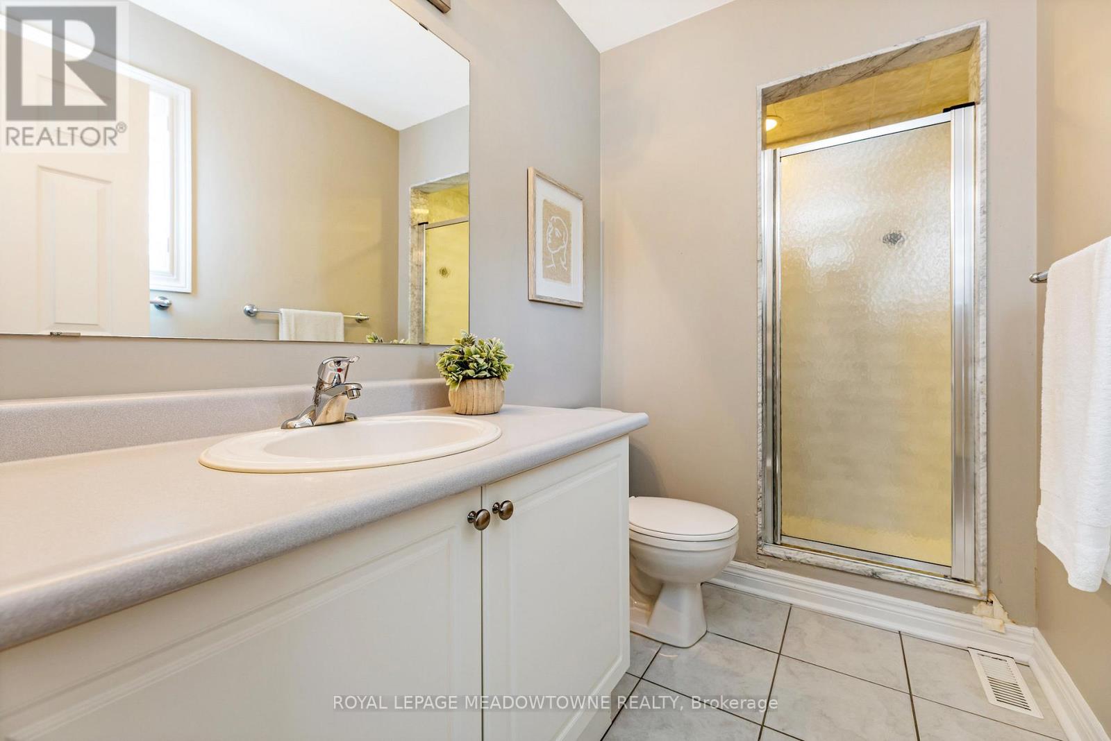 331 Centennial Forest Drive, Milton, Ontario  L9T 5X4 - Photo 22 - W12421027