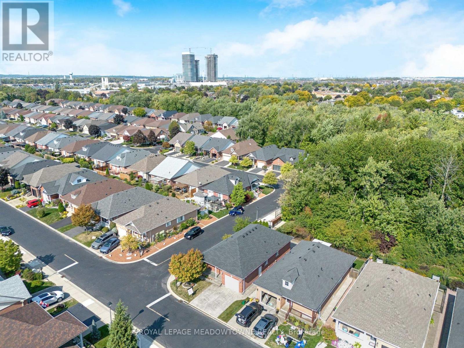 331 Centennial Forest Drive, Milton, Ontario  L9T 5X4 - Photo 33 - W12421027