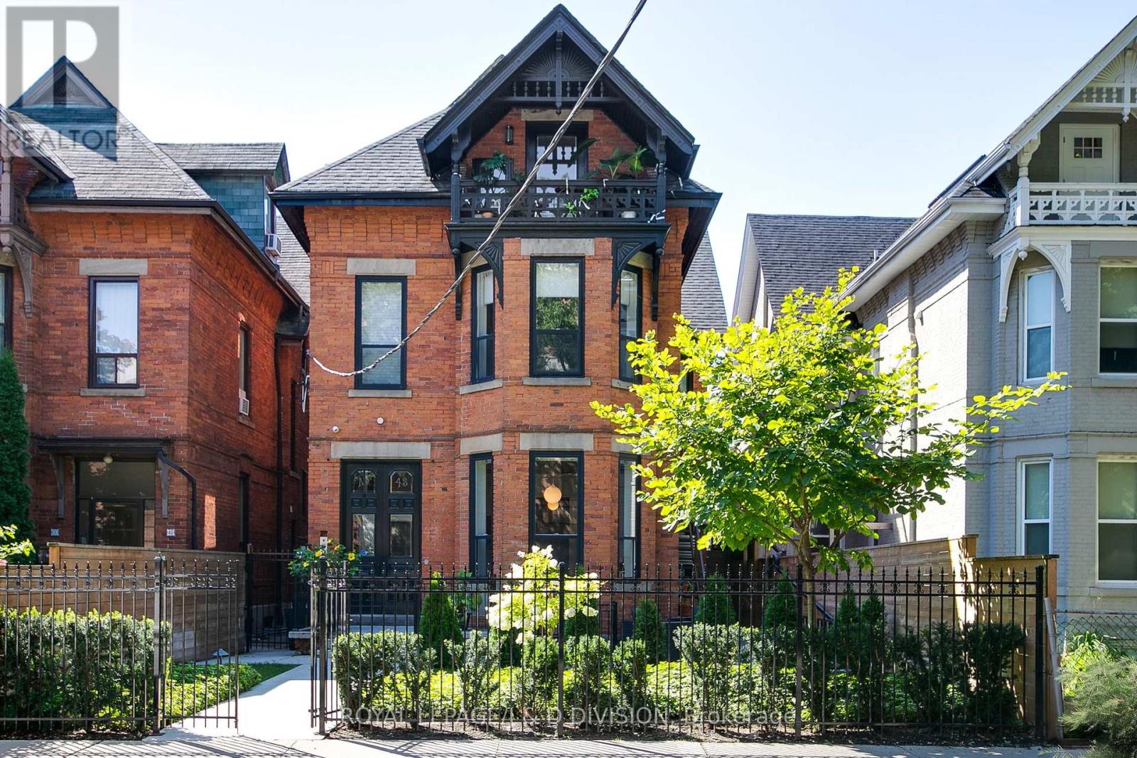 Rear - 43 Cecil Street, Toronto, Ontario  M5T 1N1 - Photo 1 - C12690230