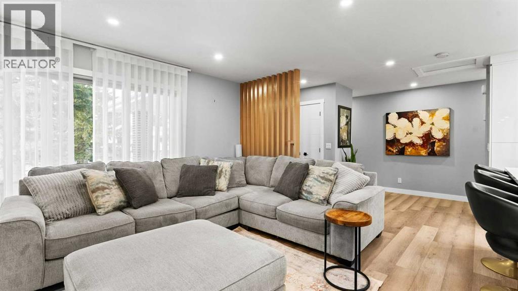 7036 Silverview Road Nw, Calgary, Alberta  T3B 3M1 - Photo 6 - A2278779