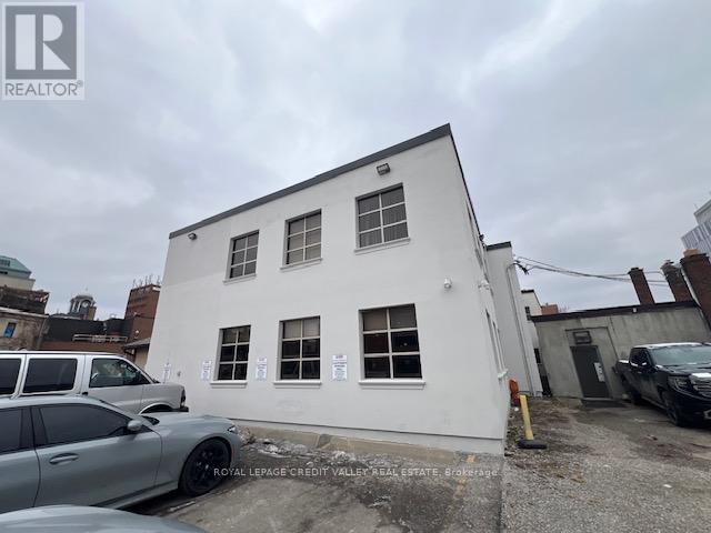 202 - 32 Queen Street W, Brampton, Ontario  L6X 1A1 - Photo 10 - W12692062