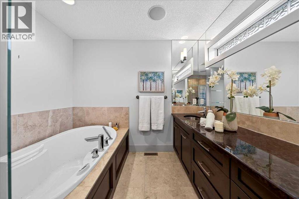 10 Discovery Ridge Way Sw, Calgary, Alberta  T3H 5H7 - Photo 25 - A2278770